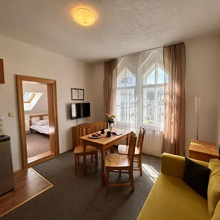 Stříbrný Pramen Apartamento Janske Lazne