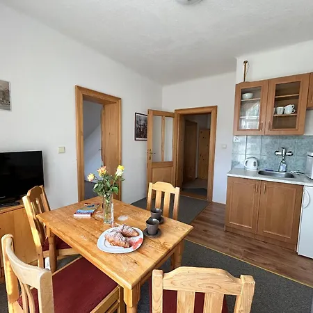 Stříbrný Pramen Apartamento Janske Lazne