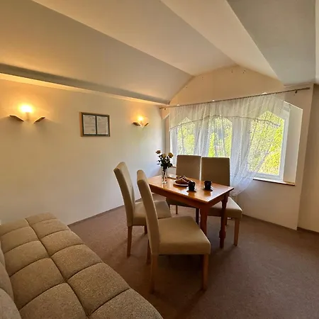 Stříbrný Pramen Apartamento Janske Lazne